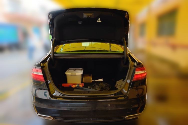 Used Ford Taurus 2018 EcoBoost 245 Premier Edition China VI Standard Trunk