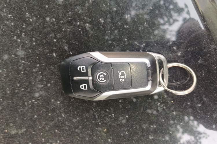 Used Ford Taurus 2018 EcoBoost 245 Premier Edition China V Standard Vehicle Key