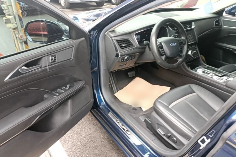 Used Ford Taurus 2018 EcoBoost 245 Premier Edition China V Standard Driver Seat