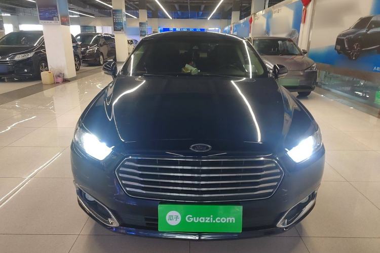 Used Ford Taurus 2018 EcoBoost 180 Luxury Model Front