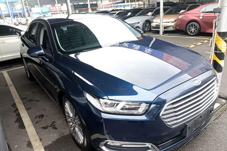 Used Ford Taurus 2018 EcoBoost 245 Premier Edition China V Standard Front Right 45 Deg