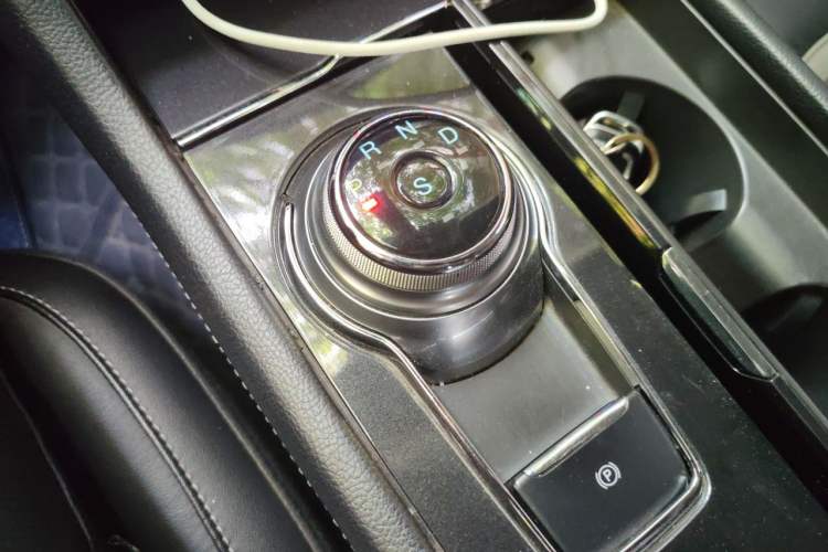 Used Ford Taurus 2018 EcoBoost 245 Premier Edition China V Standard Gear Lever