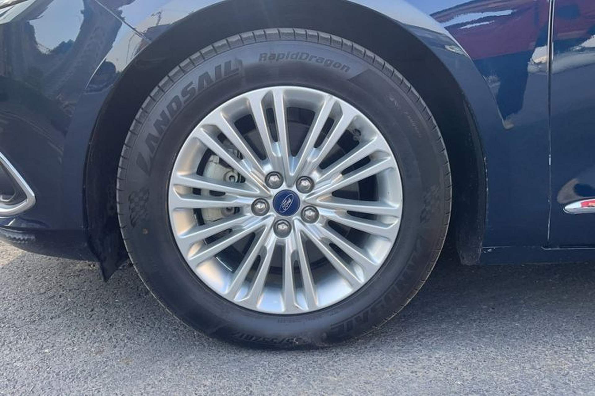 Used Ford Taurus 2018 EcoBoost 245 Fashion Edition China V Standard Left Front Wheel Hub