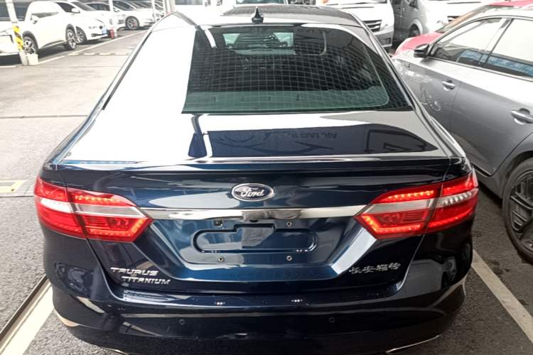 Used Ford Taurus 2018 EcoBoost 245 Premier Edition China V Standard Rear