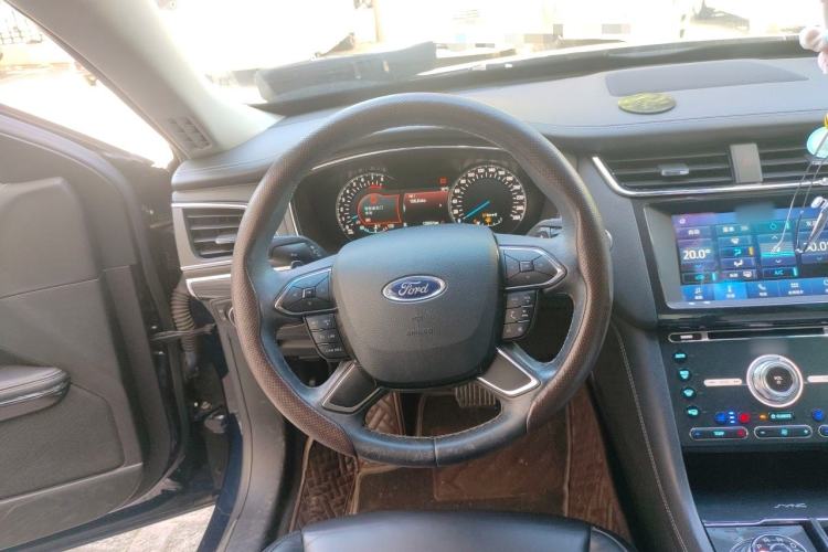 Used Ford Taurus 2018 EcoBoost 245 Premier Edition China V Standard Steering Wheel