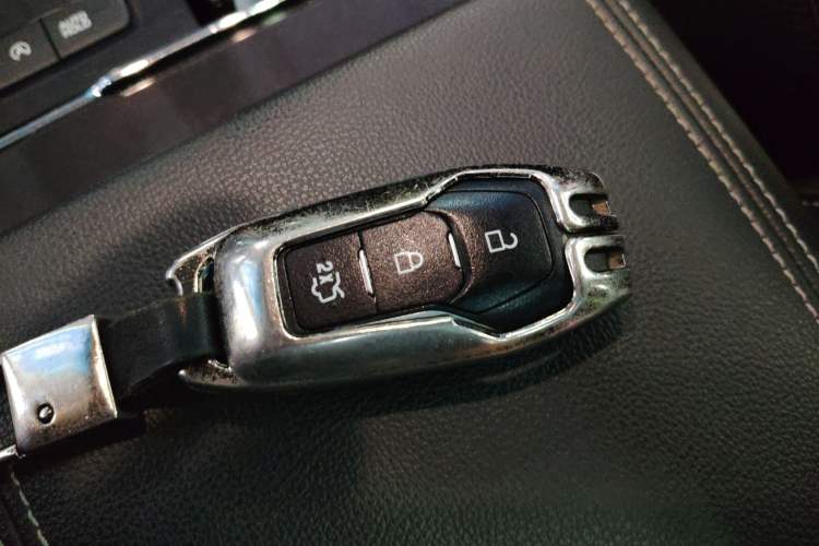 Used Ford Taurus 2018 EcoBoost 245 Fashion Edition China V Standard Vehicle Key