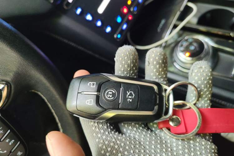 Used Ford Taurus 2018 EcoBoost 245 Premier Edition China V Standard Vehicle Key