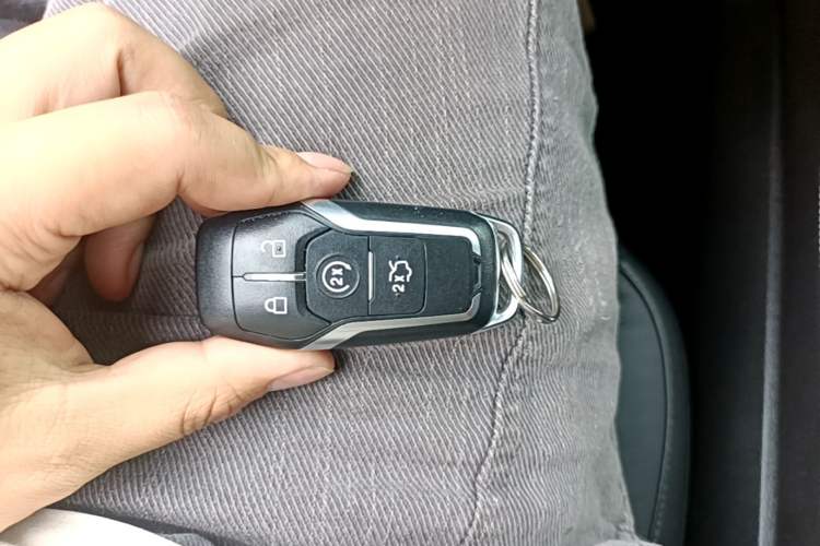 Used Ford Taurus 2018 EcoBoost 245 Premier Edition China V Standard Vehicle Key