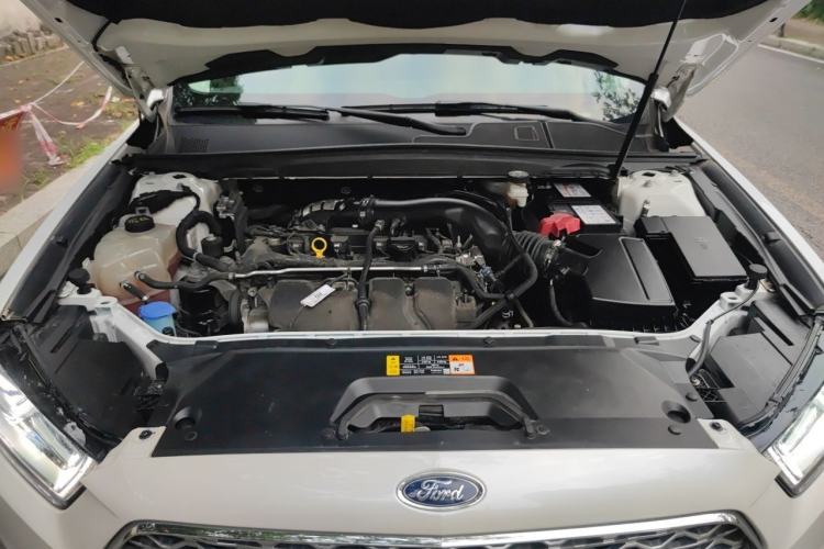 Used Ford Taurus 2018 EcoBoost 245 LTD Limited Edition China V Standard Engine Bay