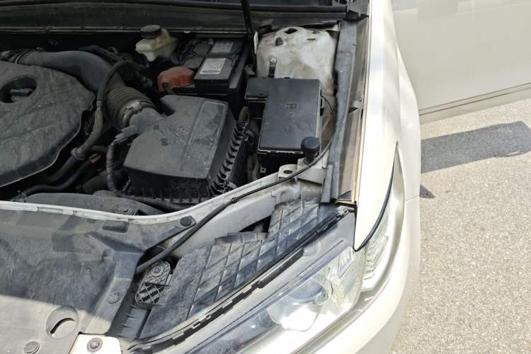 Used Ford Taurus 2018 EcoBoost 245 Fashion Edition China V Standard Engine Bay Left