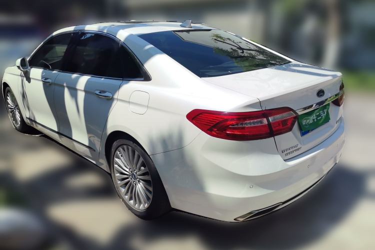 Used Ford Taurus 2018 EcoBoost 245 Premier Edition China VI Standard Exterior 3
