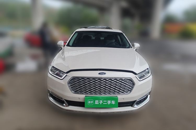 Used Ford Taurus 2018 EcoBoost 245 Premier Edition China VI Standard Front