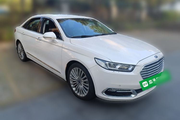Used Ford Taurus 2018 EcoBoost 245 Premier Edition China VI Standard Front Right 45 Deg