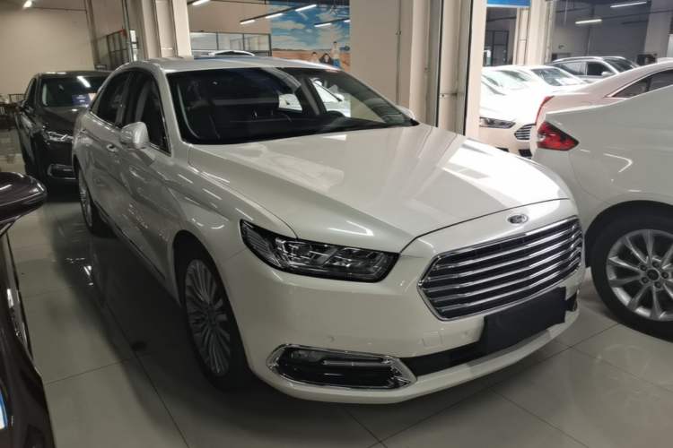 Used Ford Taurus 2018 EcoBoost 245 Premier Edition China V Standard Front Right 45 Deg