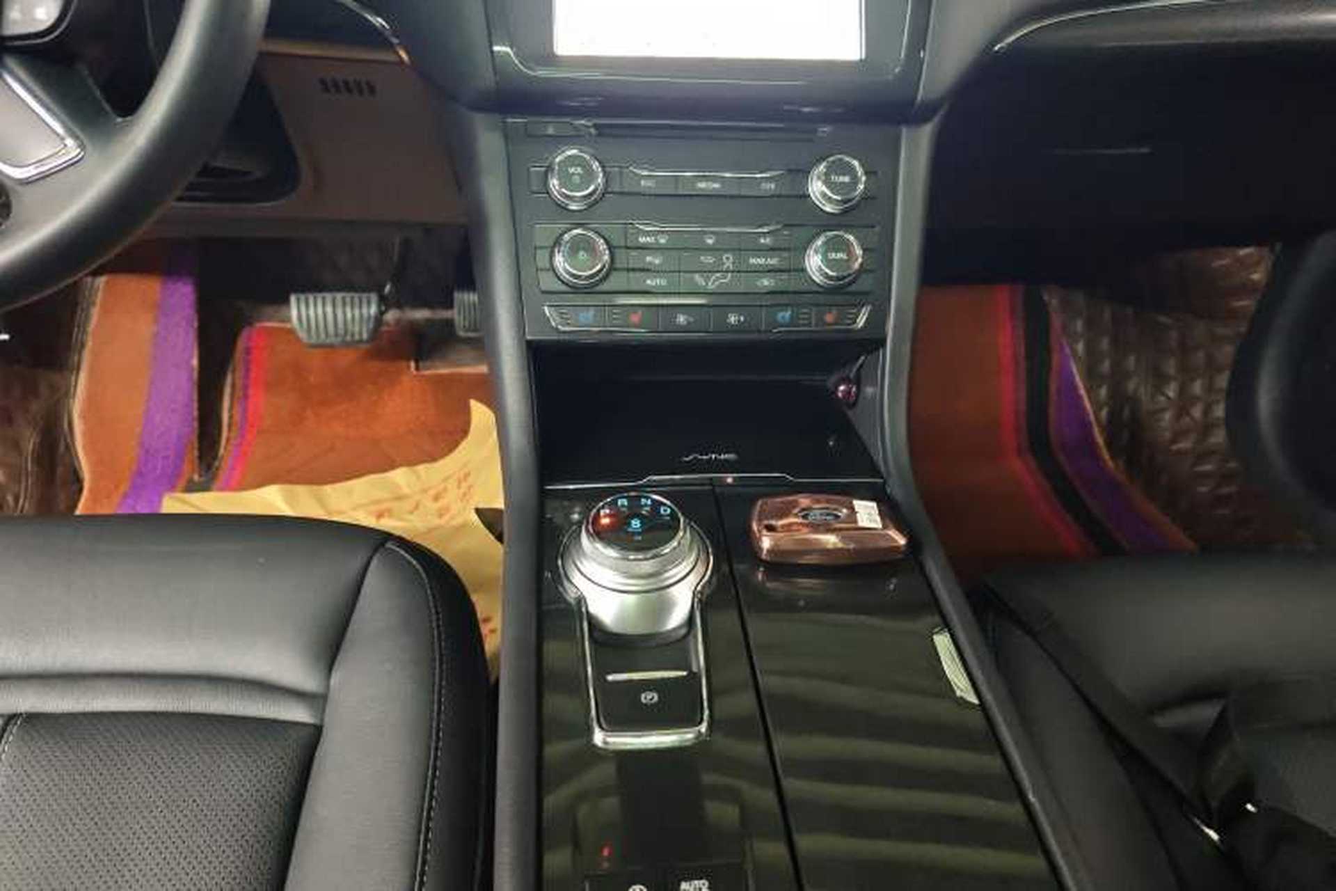 Used Ford Taurus 2018 EcoBoost 245 Fashion Edition China V Standard Gear Lever
