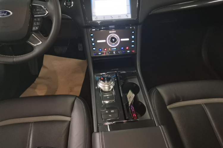 Used Ford Taurus 2018 EcoBoost 245 Premier Edition China V Standard Gear Lever