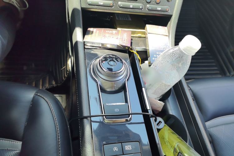 Used Ford Taurus 2018 EcoBoost 245 Premier Edition China VI Standard Gear Lever