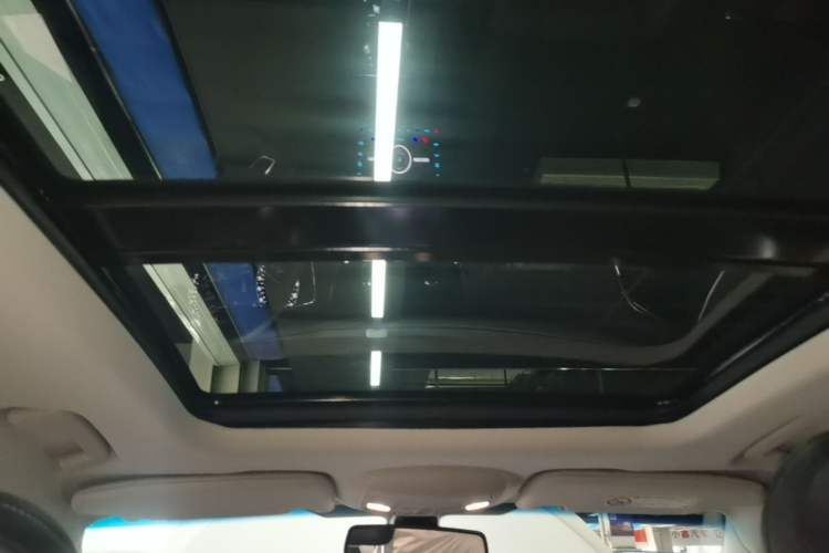 Used Ford Taurus 2018 EcoBoost 245 Premier Edition China V Standard Headliner