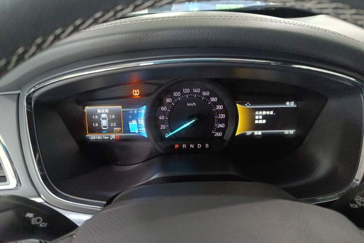 Used Ford Taurus 2018 EcoBoost 180 Luxury Model Instrument Cluster