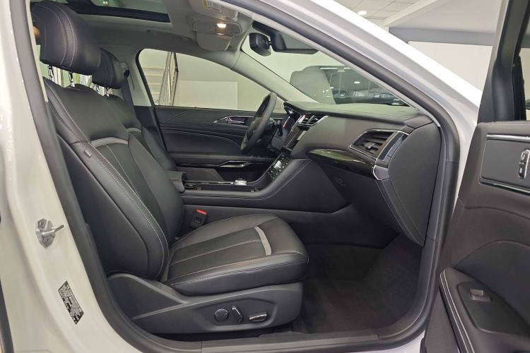 Used Ford Taurus 2018 EcoBoost 245 Premier Edition China VI Standard Interior 14