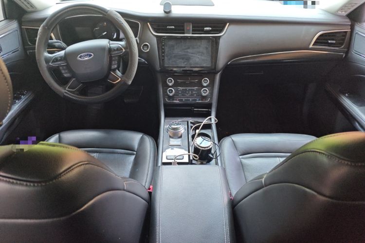 Used Ford Taurus 2018 EcoBoost 245 Fashion Edition China V Standard Interior 2