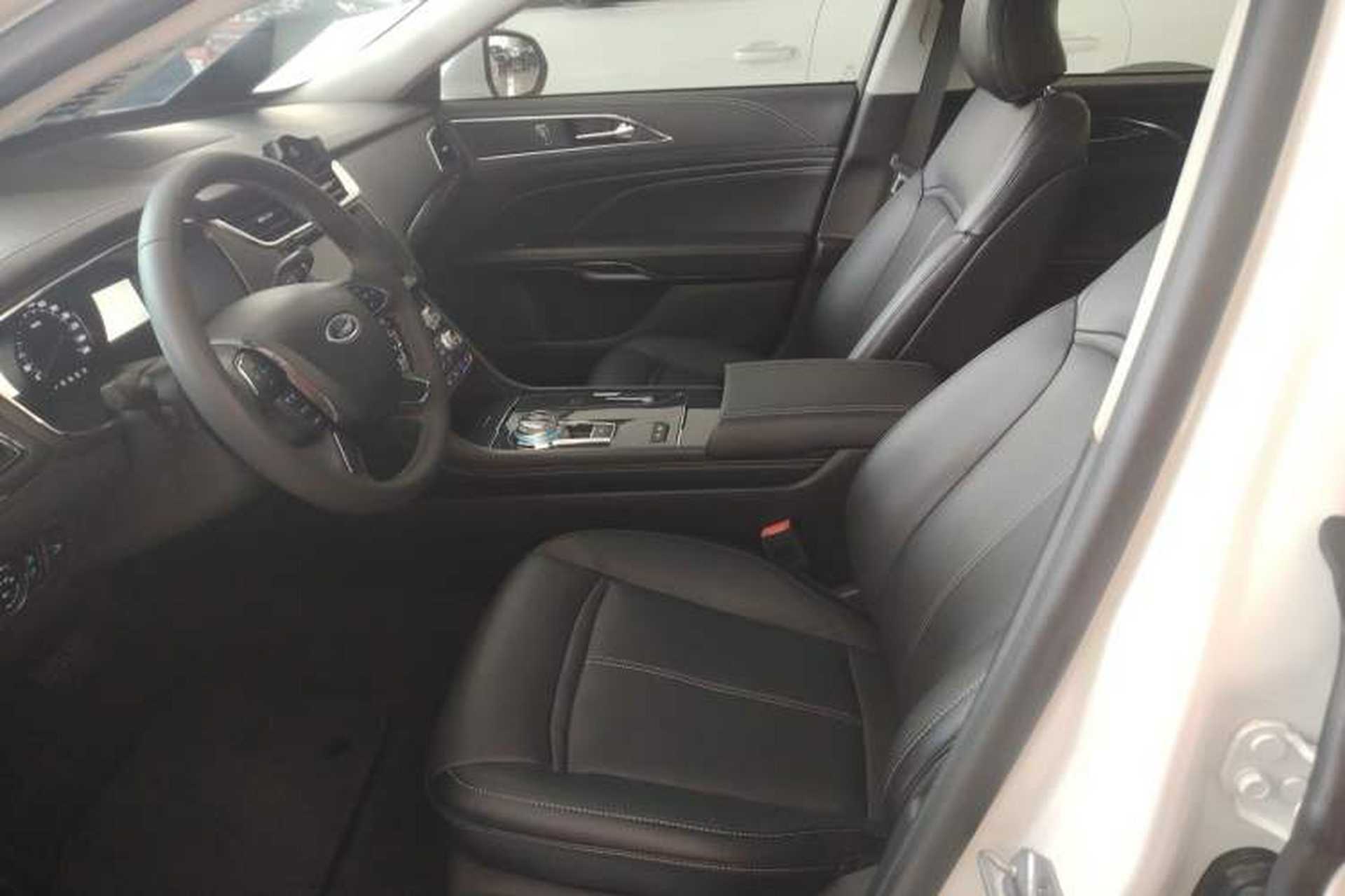Used Ford Taurus 2018 EcoBoost 245 Fashion Edition China VI Standard Left Front Seat