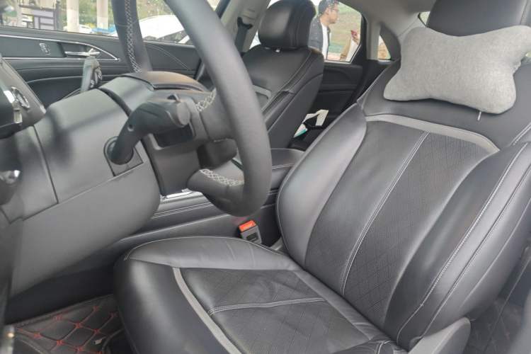 Used Ford Taurus 2018 EcoBoost 245 Premier Edition China VI Standard Left Front Seat