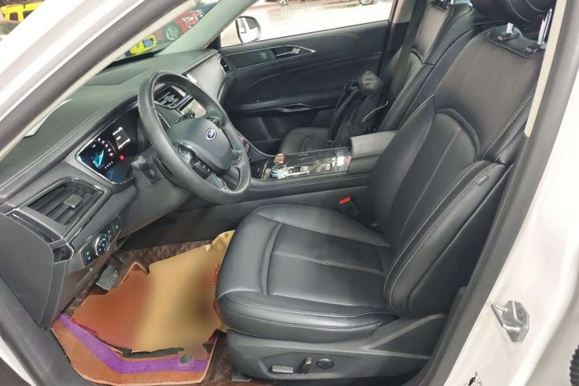 Used Ford Taurus 2018 EcoBoost 245 Fashion Edition China V Standard Left Front Seat