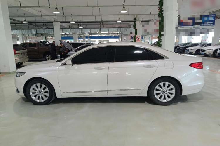 Used Ford Taurus 2018 EcoBoost 180 Luxury Model Left Side