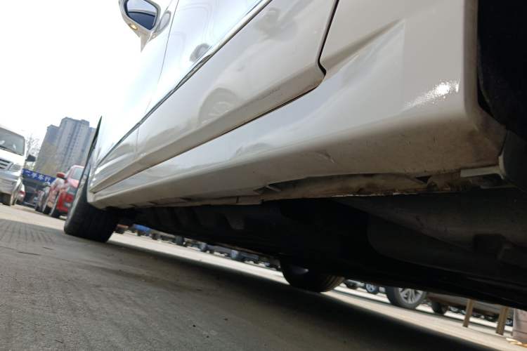 Used Ford Taurus 2018 EcoBoost 245 Premier Edition China V Standard Left Side Sill