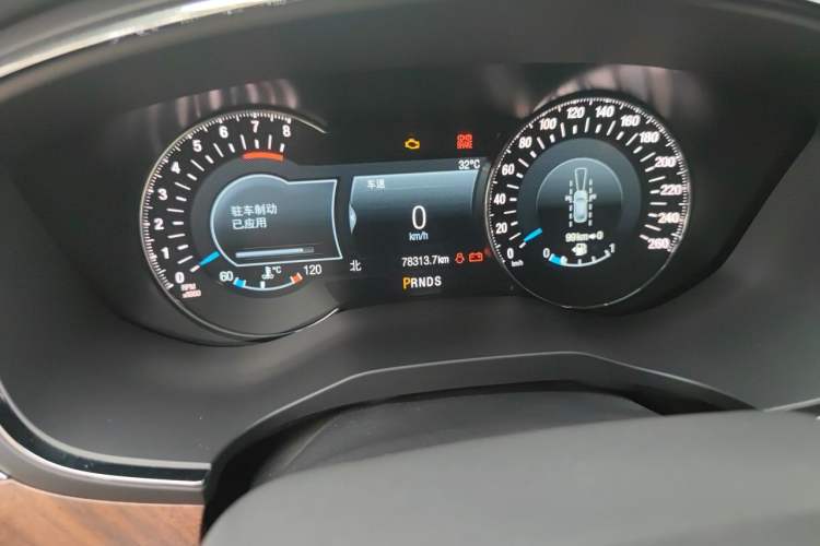 Used Ford Taurus 2018 EcoBoost 245 LTD Limited Edition China V Standard Odometer Close Up