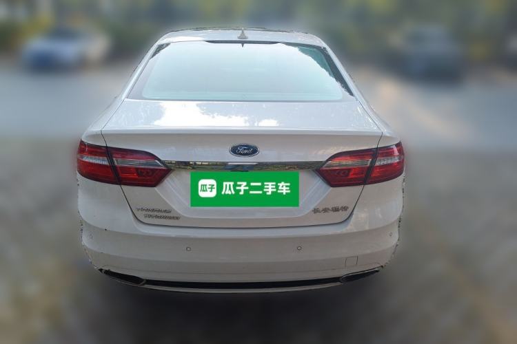 Used Ford Taurus 2018 EcoBoost 245 Premier Edition China VI Standard Rear