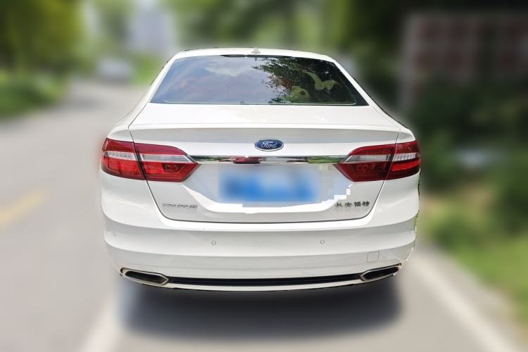 Used Ford Taurus 2018 EcoBoost 245 Fashion Edition China V Standard Rear