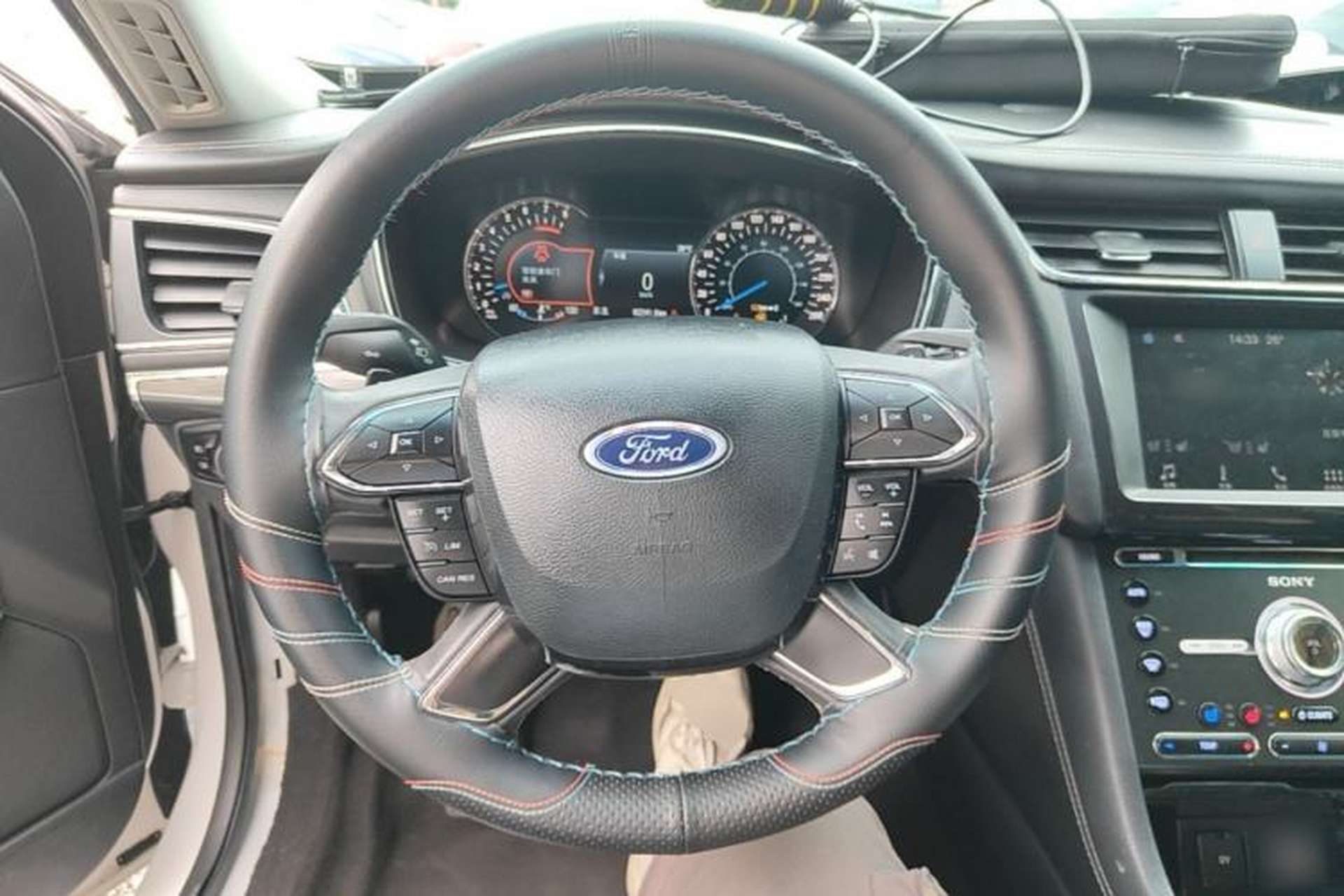 Used Ford Taurus 2018 EcoBoost 245 Premier Edition China VI Standard Steering Wheel