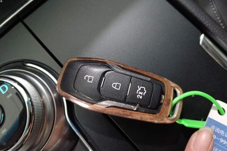 Used Ford Taurus 2018 EcoBoost 180 Luxury Model Vehicle Key