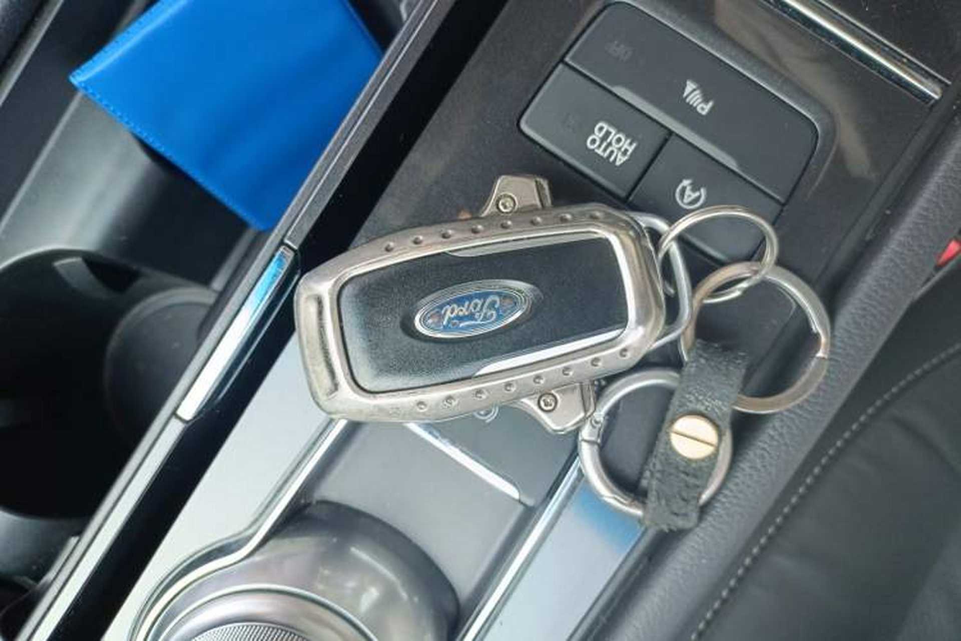 Used Ford Taurus 2018 EcoBoost 245 Premier Edition China VI Standard Vehicle Key