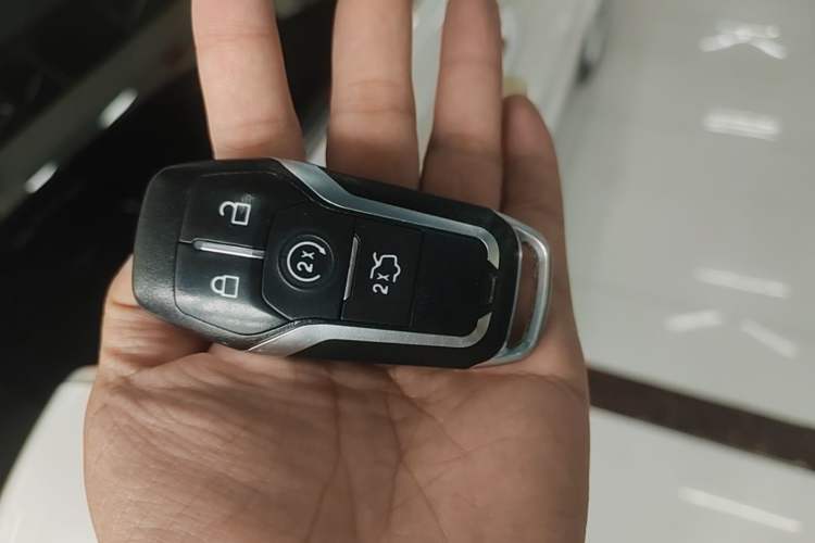 Used Ford Taurus 2018 EcoBoost 245 Premier Edition China V Standard Vehicle Key