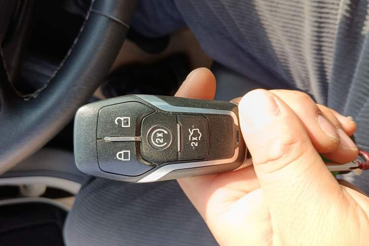 Used Ford Taurus 2018 EcoBoost 245 Premier Edition China V Standard Vehicle Key