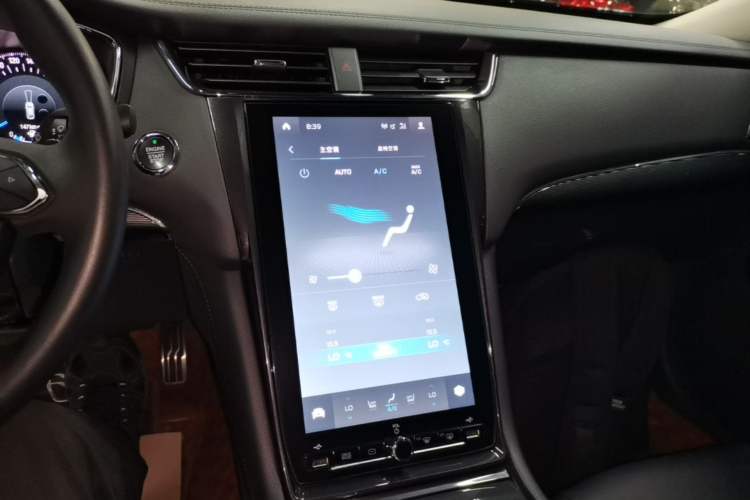 Used Ford Taurus 2019 EcoBoost 245 Premium Edition Audio And AC Panel