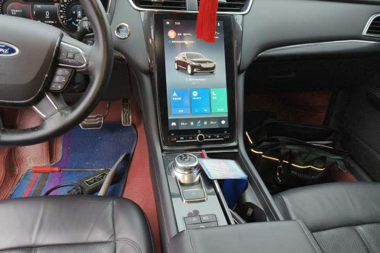 Used Ford Taurus 2019 EcoBoost 245 Premium Edition Audio And AC Panel