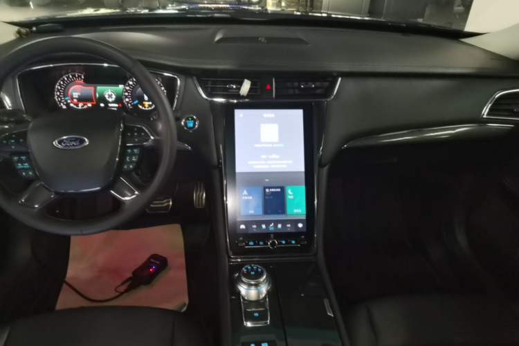 Used Ford Taurus 2019 EcoBoost 245 Premium Edition Audio And AC Panel