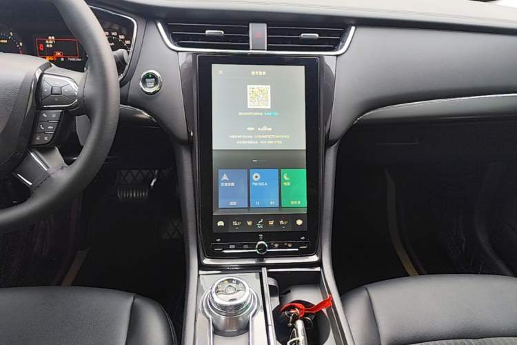Used Ford Taurus 2019 EcoBoost 245 Comfort Edition Audio And AC Panel