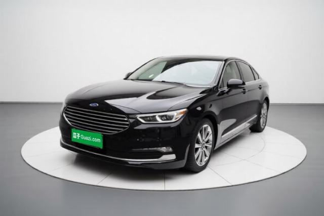 Ford Taurus 2019 EcoBoost 245 Premium Edition مستعملة