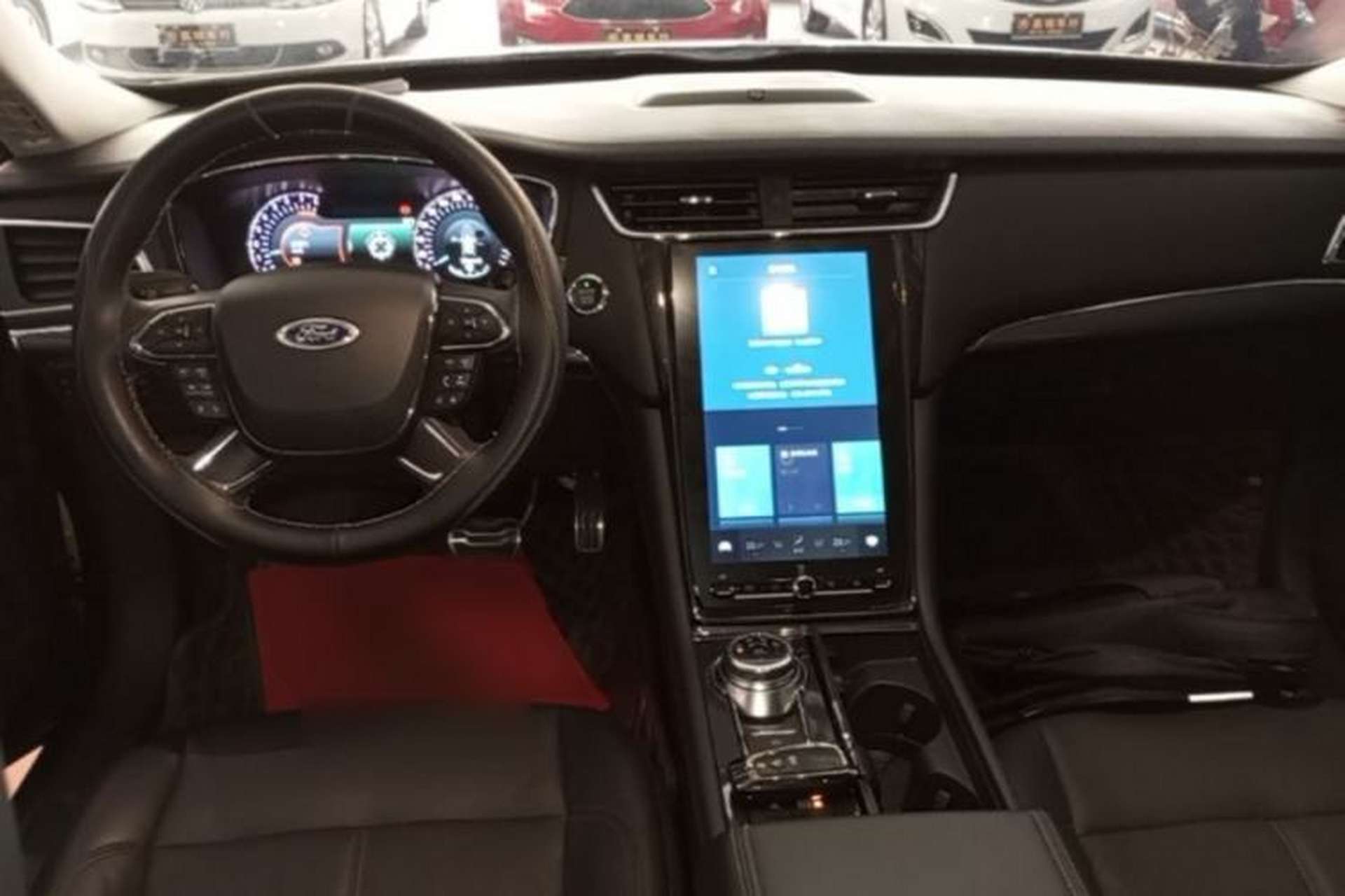 Used Ford Taurus 2019 EcoBoost 245 Premium Edition Center Console