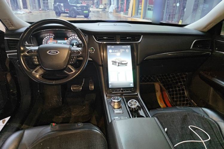 Used Ford Taurus 2019 EcoBoost 245 Premium Edition Center Console