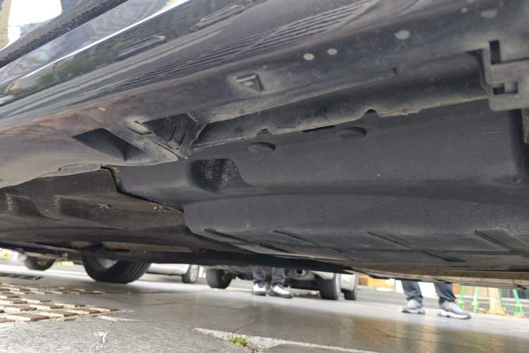 Used Ford Taurus 2019 EcoBoost 245 Premium Edition Chassis Rear Left