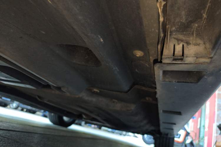 Used Ford Taurus 2019 EcoBoost 245 Premium Edition Chassis Rear Right