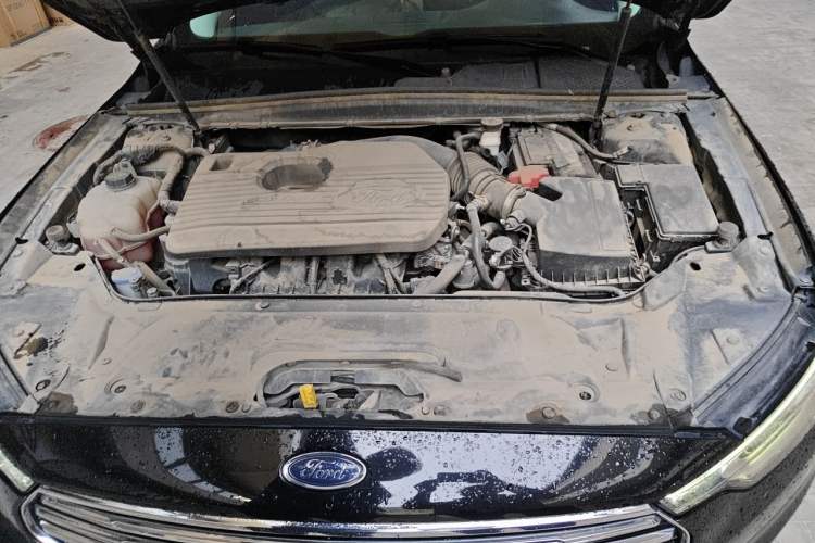 Used Ford Taurus 2019 EcoBoost 245 Premium Edition Engine Bay
