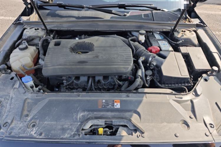Used Ford Taurus 2019 EcoBoost 245 Premium Edition Engine Bay