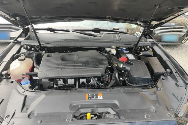Used Ford Taurus 2019 EcoBoost 245 Comfort Edition Engine Bay